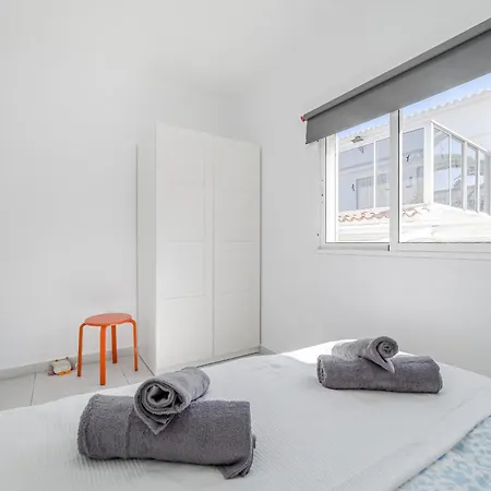 Sunset - Playa Americas Apartment *